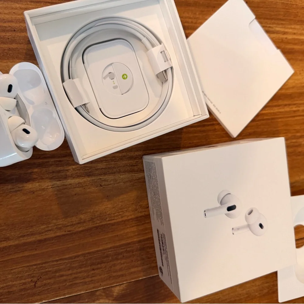 2nd Gen Apple AirPod Pros